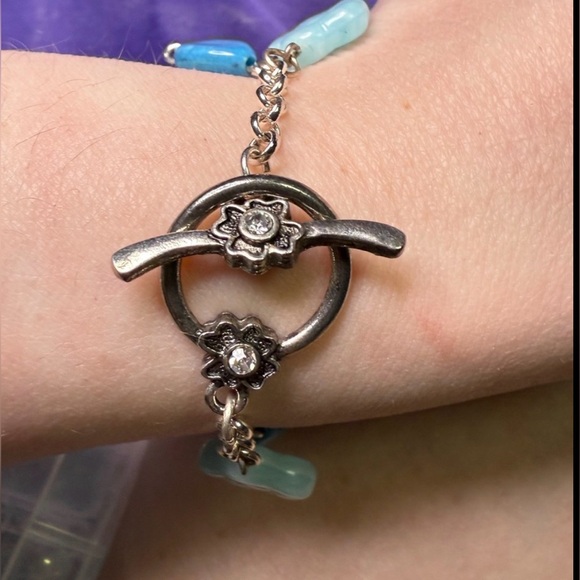 Jewelry Box with Rings and Necklaces - Picture 3 of 9